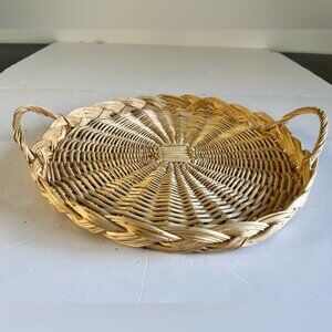 Round Woven Natural Rattan Basket with Handle - Rustic Farmhouse Style